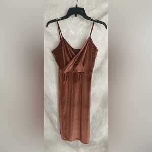 Brown/orangish Velvet dress